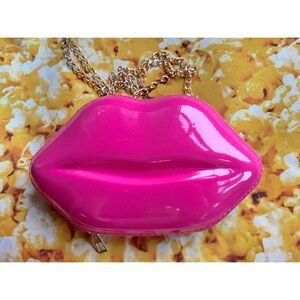 NEW lip purse hot pink lip bag